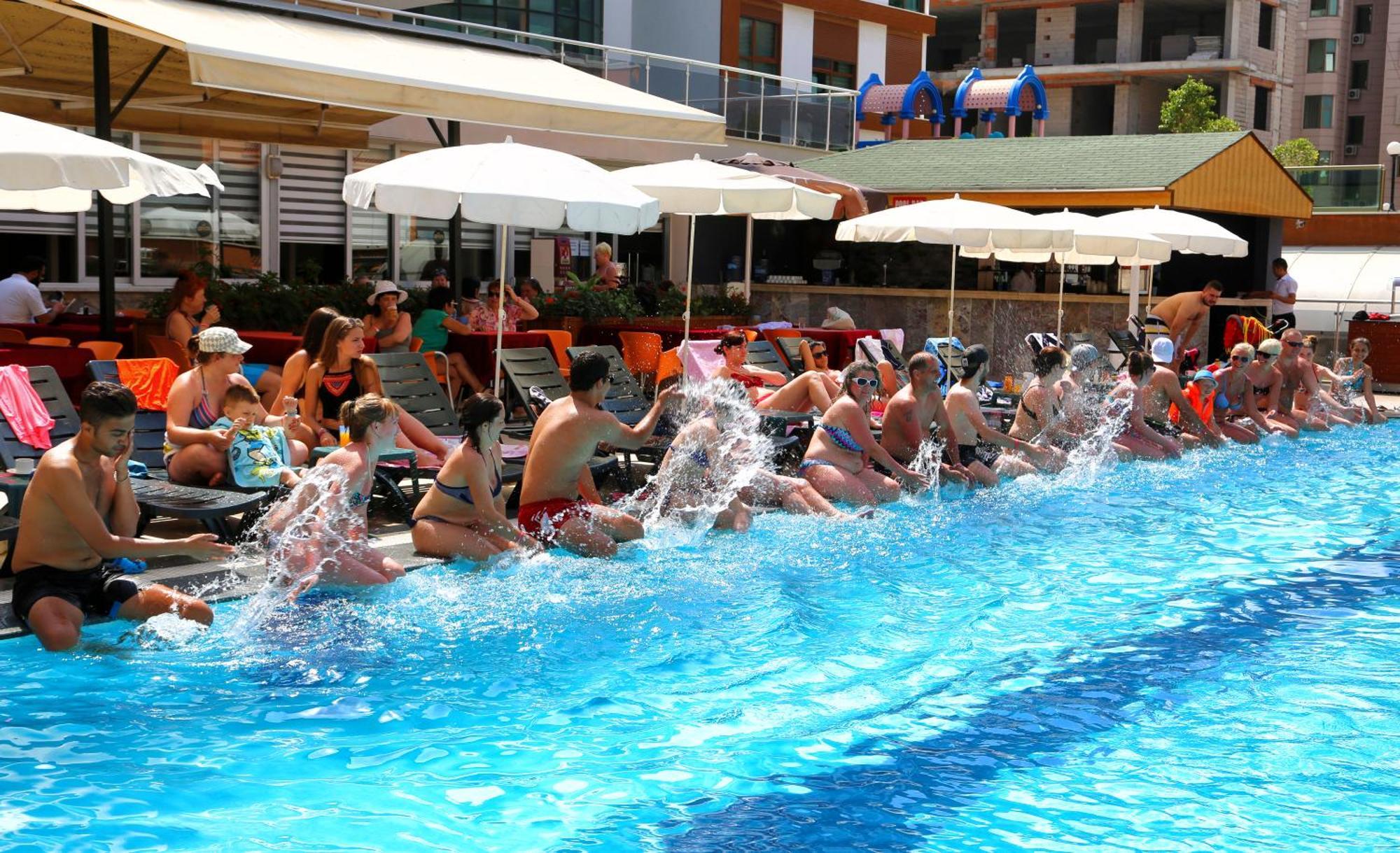 Club Bayar Beach Hotel Alanya Exteriör bild
